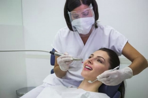 How Cosmetic Dentists Bournville Improve Oral Health and Aesthetics