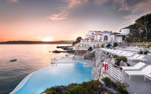 The Crown Jewel of South of France Weddings – Hotel du Cap Eden Roc