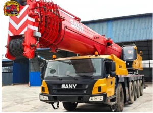 Choosing the Right Used Truck Crane