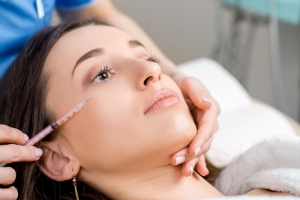 How Botox Fits Into a Modern Anti-Aging Skincare Routine: