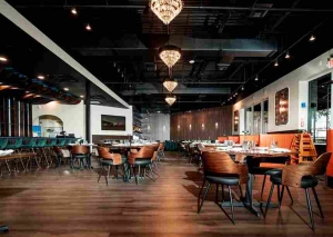 Seasonal Ingredients to Make Buffet in Indian Restaurant in Clermont Unique