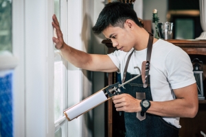 What Do Homeowners Need to Know Before Booking Sash Repair in London?