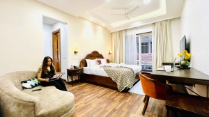 Luxury Extended Stay Solutions in Gurgaon's Corporate Heart: Furnished Apartments Near Cyber City