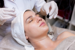Hydrafacial For Acne: What You Need To Know
