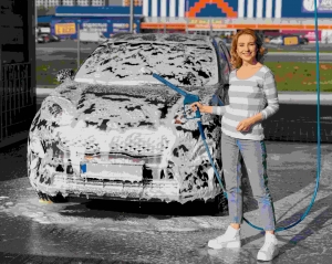 How to Find the Best Full Service Car Wash Near Me for Quality Detailing?