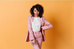What Is Glamour Modeling and How Does It Work?