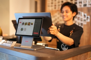 The Ultimate Guide to POS Software for Hotels and Restaurant Operations