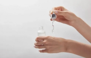 Salicylic Acid for Different Skin Types: Oily, Dry & Sensitive