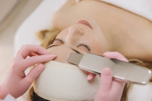Forehead Lift Alternatives: Non-Surgical Options to Consider