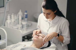 Advanced Hair and Skin Treatments at Hyderabad’s Top Clinic: Unlock the Power of Technology for Beauty