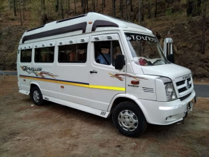 Luxury Maharaja Tempo Traveller Delhi Online Booking