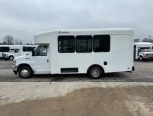 How Shuttle Buses in New York and Los Angeles Are Revolutionizing City Travel