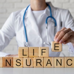 How Do You Compare Individual Health Insurance Providers in Lakewood Ranch?