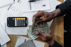 7 Money Habits Every Self-Employed Contractor Needs