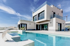Find Your Dream Home with a Luxury Home Builder Today