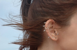 Best Practices for Cleaning Your Ear Piercing at Home