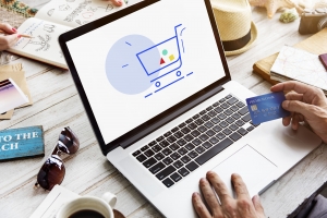 How to Choose the Right E-commerce Solution for Your Startup