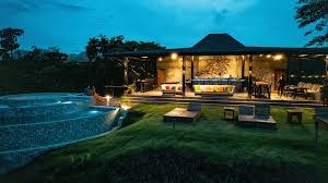 Panama Surf Retreat: Perfect Waves, Pure Relaxation