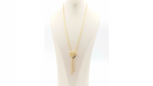 Caring for Your 18k Gold Necklace: Tips for Lasting Shine