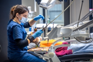 Top Benefits of Mobile Dental Hygiene Services for Seniors