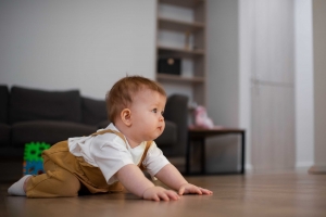 Is Daycare or a Part-Time Nanny Better for Your Child in Abu Dhabi?