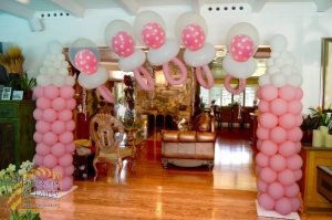 The Event Planner’s Guide to Stunning Custom Balloon Installations