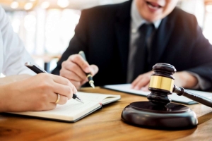 Can Eviction Support Services Help Without Legal Representation