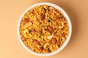 Why Lahore is Famous for Its Bakery Nimko