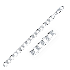 Timeless Elegance: How to Wear a Silver Curb Chain With Confidence