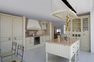 Custom wood cabinets Fort Worth TX for modern kitchens