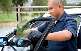 5 Signs You Need a Mobile Auto Window Replacement in Twin Cities