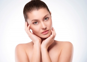 How do Dynamic Life Clinics Improve Skin Texture?