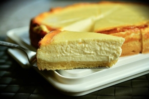 Jak uratować niedopieczone ciasto? Skuteczne metody dopiekania na drugi dzień