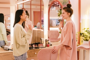 Building an Effective Salon Referral Program: The Most Affordable Marketing Strategy