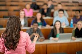 8 Reasons Why Delhi is the Best Place for IAS Coaching