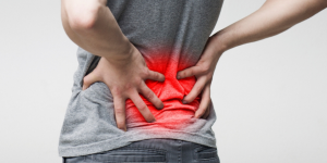 Learn how lifestyle habits increase sciatica risk. Consult a Spine Specialist Doctor in Delhi for diagnosis and treatment