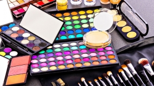 Makeup Kit Gift Trends That Are Taking Over This Season