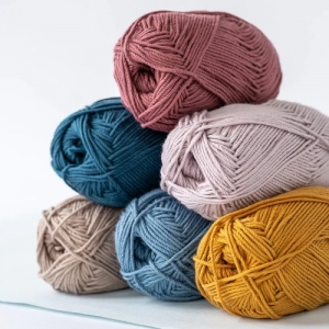 Reflector Yarn: A Modern Innovation in Safety and Fashion