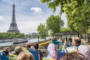 What Makes Paris Tour Packages the Ultimate Travel Experience?