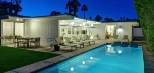 highly reviewed vacation rentals in Palm Springs, California
