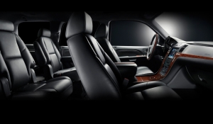 7 Reasons to Rent a Luxury Car for Your Next Special Event