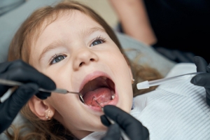 Top Pediatric Dentist Near Me in Pune: Expert Kids Dental Care
