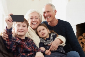 Your Guide to EEA Family Permits: Why Immigration Solicitors UK Are Essential