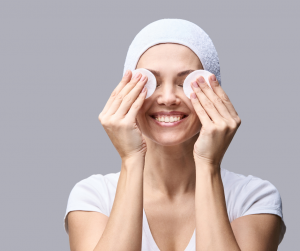 Which ingredients should I look for in a face toner?