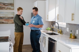 How to Choose the Right Electrician for Surge Protection Installation