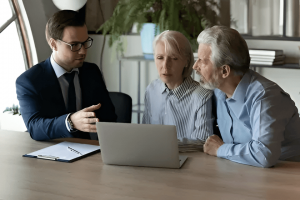 How a Wills and Estate Lawyer Protects Your Legacy and Loved Ones