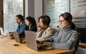 Why Every Growing Business Needs Cloud Based Help Desk Solutions