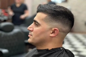Medium Fade Hairstyles for Straight Hair Men
