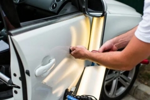 Car Door Damage Repair Cost and Professional Car Paint Service in the United Kingdom – AB AUTOS