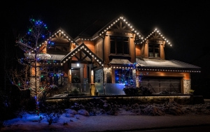 Professional Christmas Lights Installation in Winnipeg